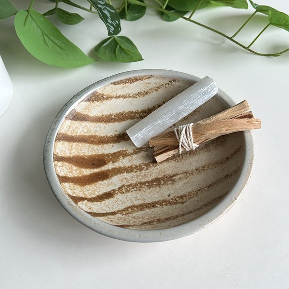Handmade Striped Pottery Bowl Catchall Decor Vintage - Picture 13 of 16